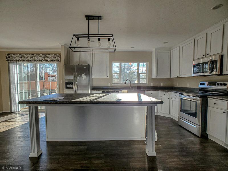 9506 Boneset Dr NW, Bemidji, MN 56601
