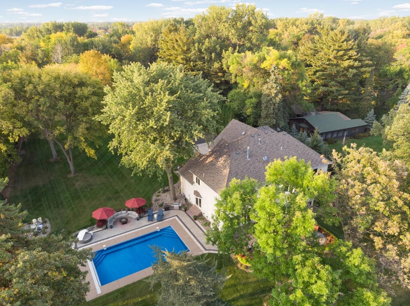 6705 N Shore Trl N, Forest Lake, MN 55025