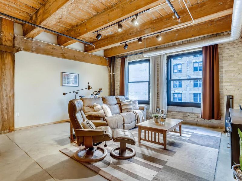 406 Wacouta St #305, Saint Paul, MN 55101