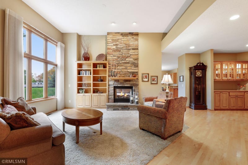 6037 Woodchuck Cir, Lino Lakes, MN 55110