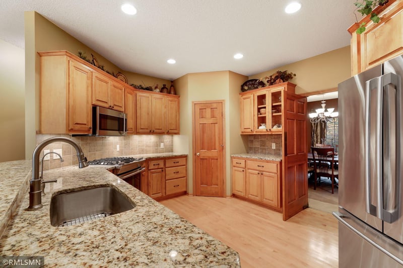 6037 Woodchuck Cir, Lino Lakes, MN 55110