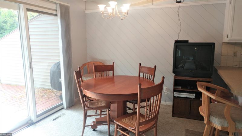 3541 York Dr, Woodbury, MN 55125