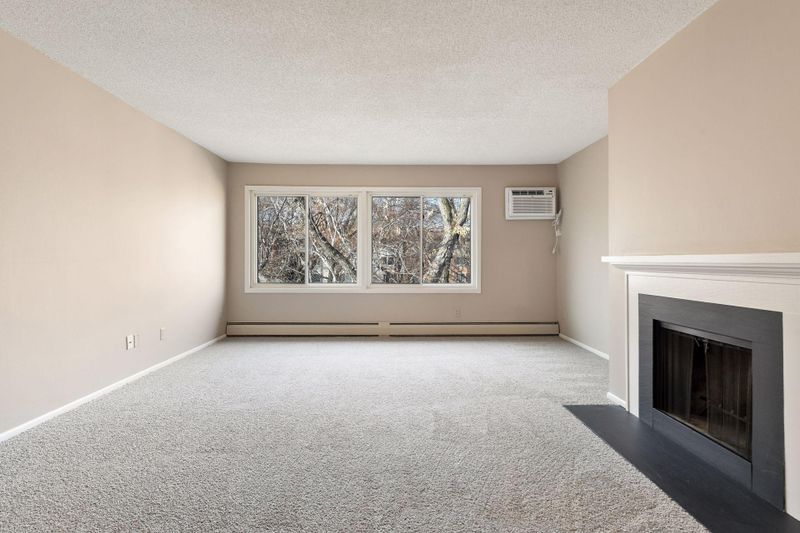 10311 Cedar Lake Rd #304, Minnetonka, MN 55305