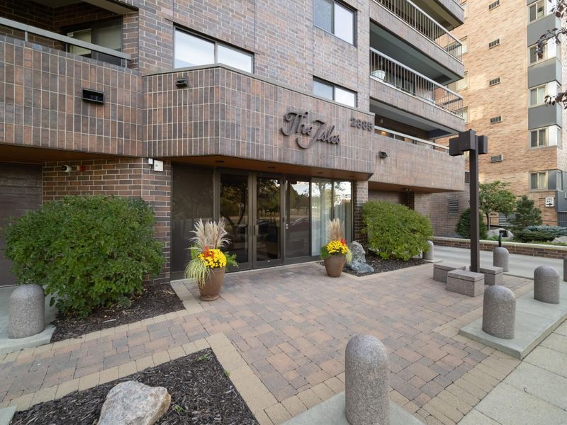 2885 Knox Ave S #306, Minneapolis, MN 55408