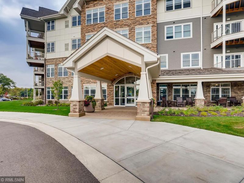 345 E River Entry #414, Champlin, MN 55316