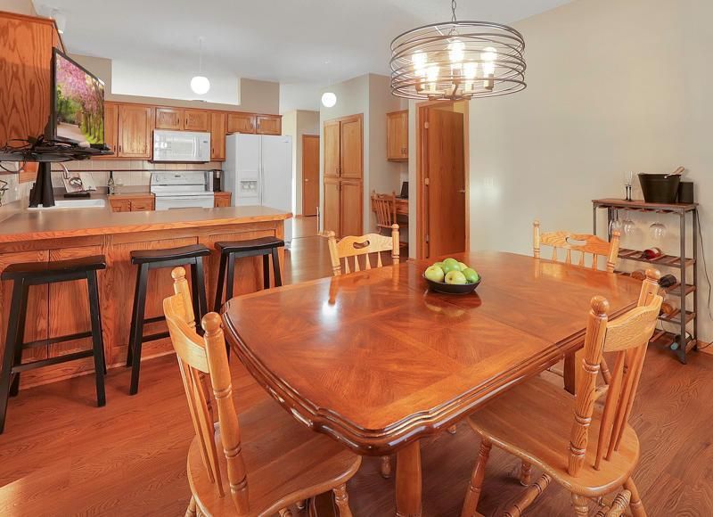 6515 71st Ln, Loretto, MN 55357