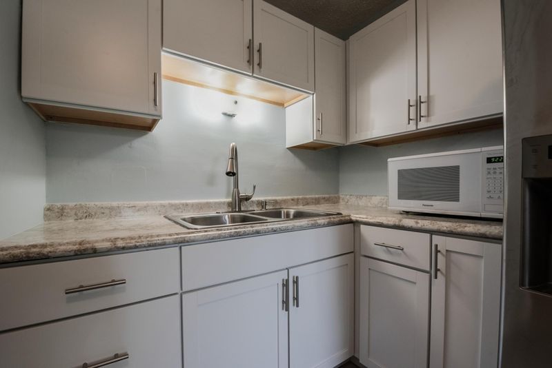 6941 Cleve Ave E, Inver Grove Heights, MN 55076