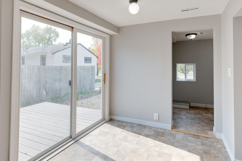 4533 Main St NE, Fridley, MN 55421