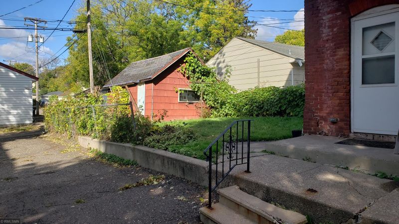 1153 Payne Ave, Saint Paul, MN 55130