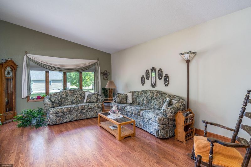 1300 Walsh St, Crookston, MN 56716