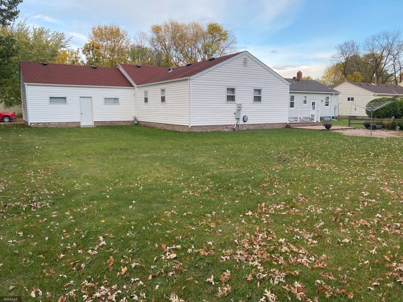 237 Merriam Ave N, Thief River Falls, MN 56701