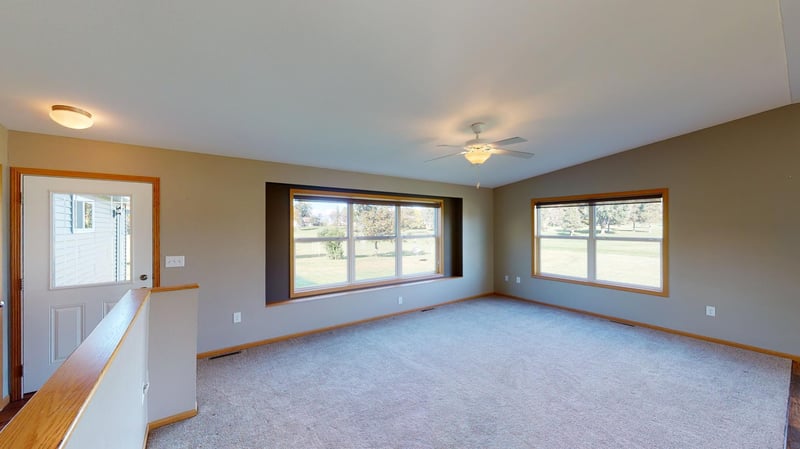 22760 Summit St, Ettrick, WI 54627