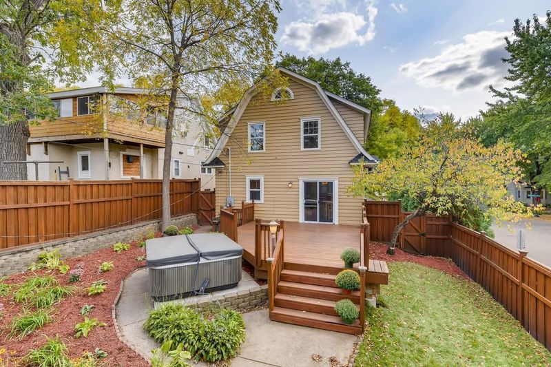 2119 Sargent Ave, Saint Paul, MN 55105