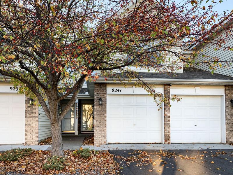 9241 Merrimac Ln N, Maple Grove, MN 55311