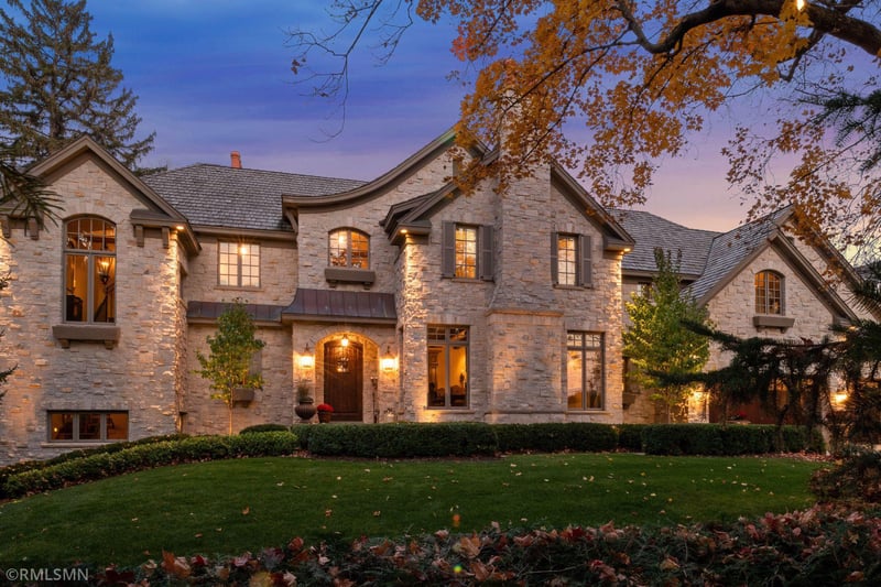 1740 Shadywood Rd, Wayzata, MN 55391