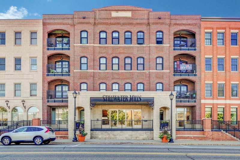 350 Main St N #462, Stillwater, MN 55082