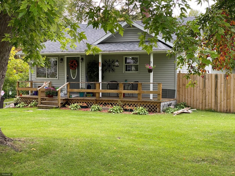 230 Jackson Ave NW, Mcintosh, MN 56556