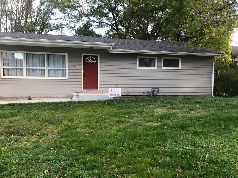 117 4th St SW, New Richland, MN 56072