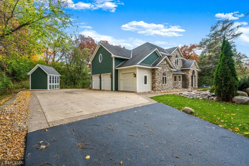 4538 Highland Rd, Minnetonka, MN 55345