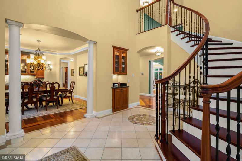 4538 Highland Rd, Minnetonka, MN 55345