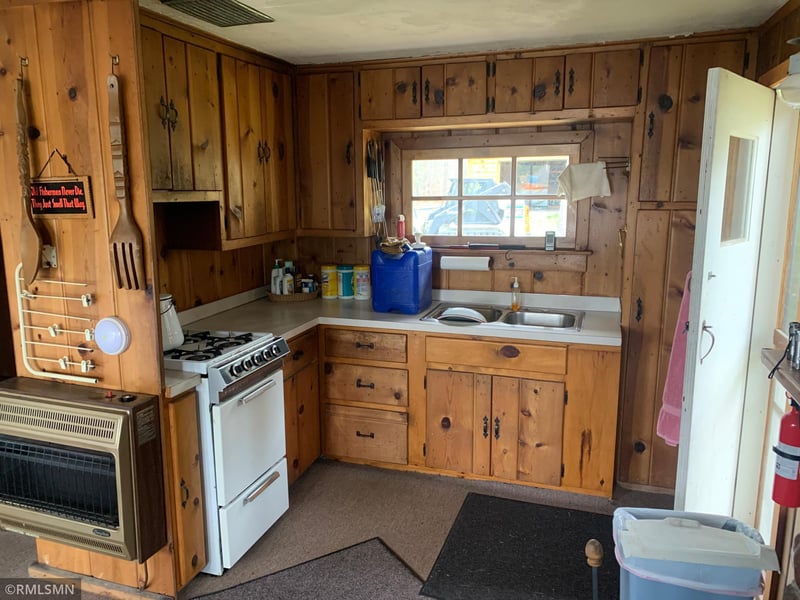37002 614th Ln, Hill City, MN 55748