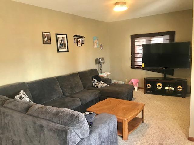 102 W Exchange St, Okabena, MN 56161