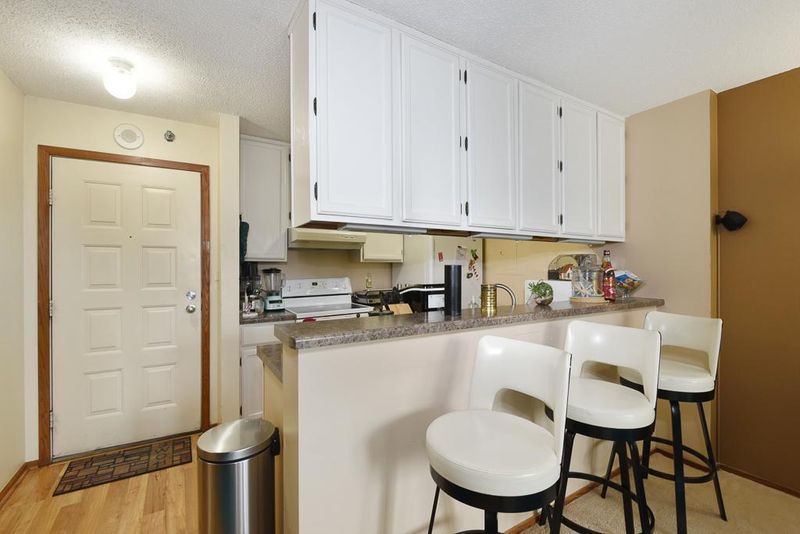 433 S 7th St #2021, Minneapolis, MN 55415