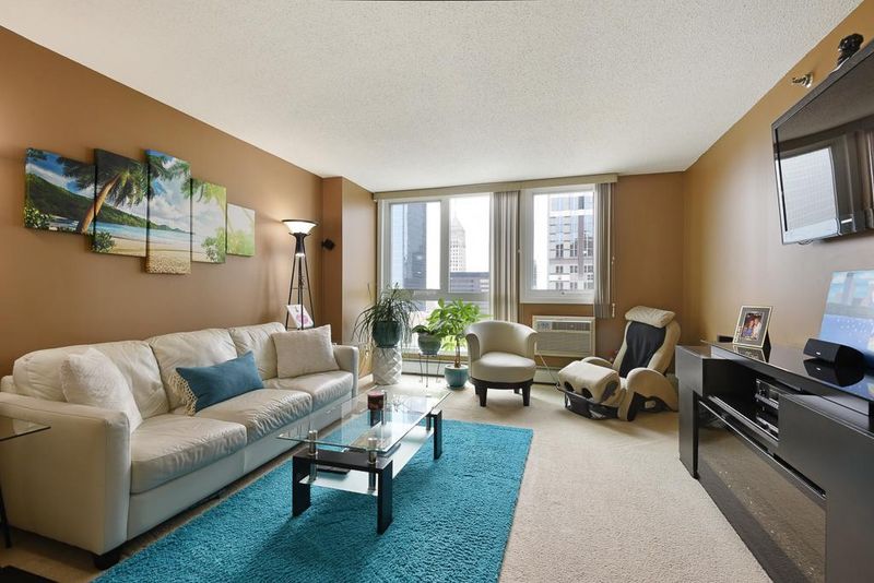 433 S 7th St #2021, Minneapolis, MN 55415