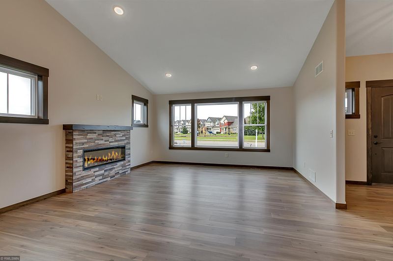 1908 Sandstone Loop S, Sartell, MN 56377