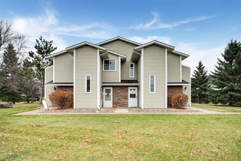 2484 Cobble Hill Alcove #B, Woodbury, MN 55125