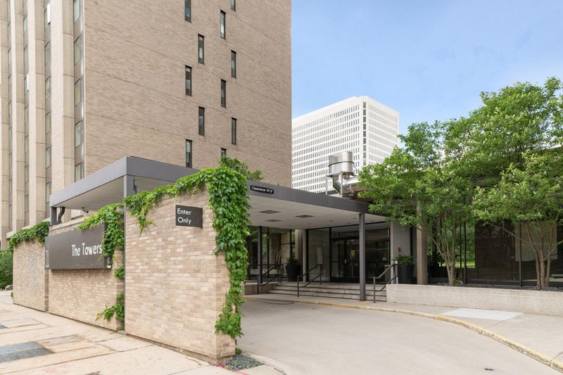 19 S 1st St #B2008, Minneapolis, MN 55401