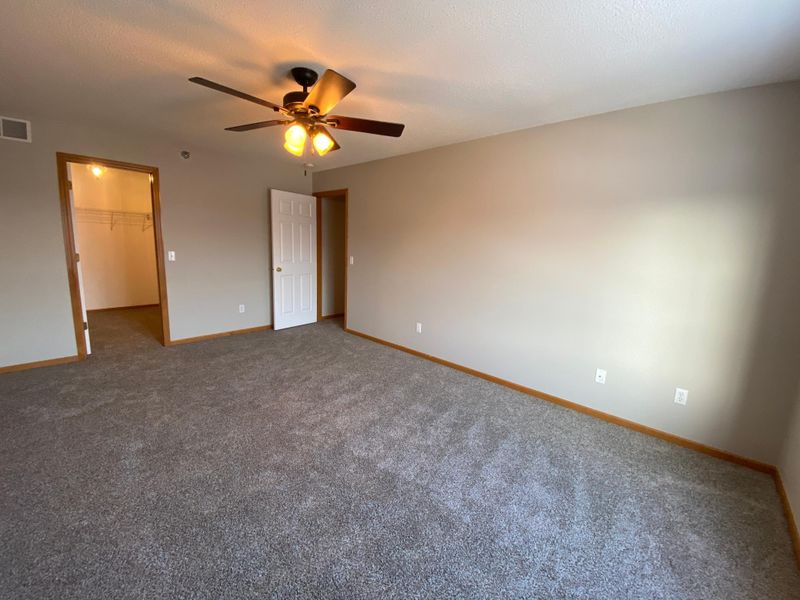 715 Maple Hills Dr #I, Maplewood, MN 55117