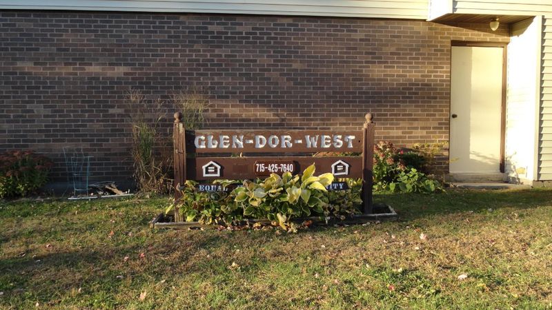 430 W Shaw Ave, Elmwood, WI 54740