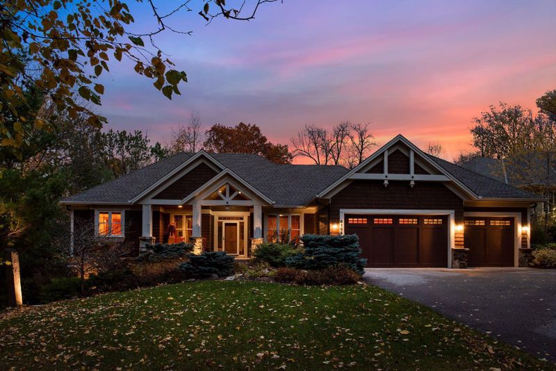 6155 Apple Rd, Excelsior, MN 55331