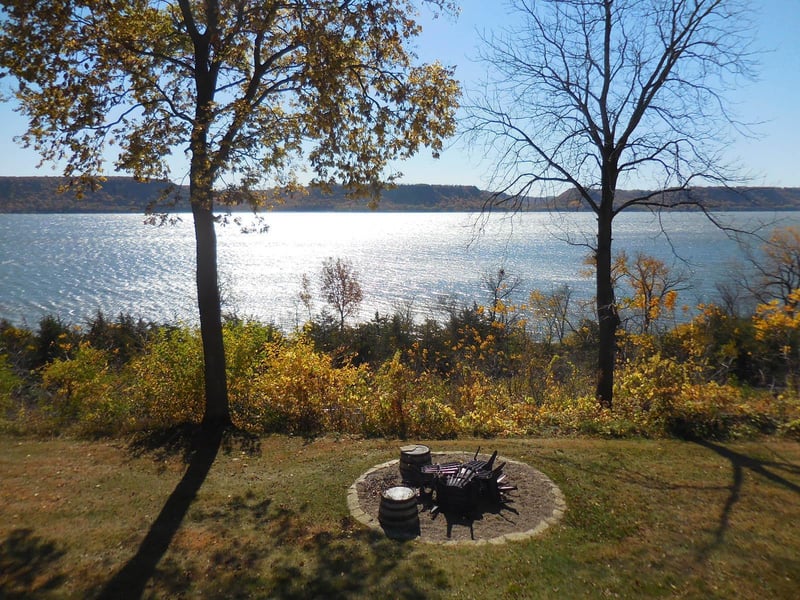 7 3rd St, Pepin, WI 54759