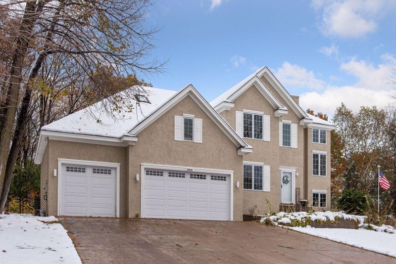 900 Bayside Ln, Mound, MN 55364