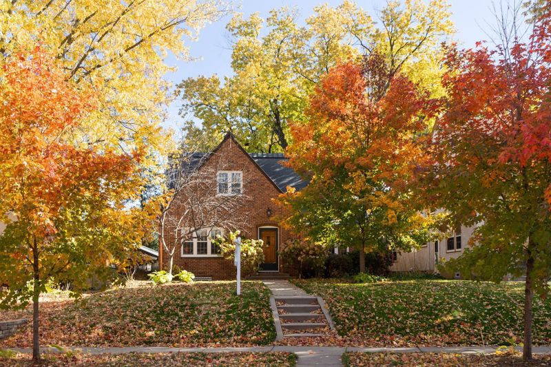 5329 Clinton Ave, Minneapolis, MN 55419