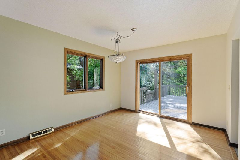 4817 Dunberry Ln, Edina, MN 55435
