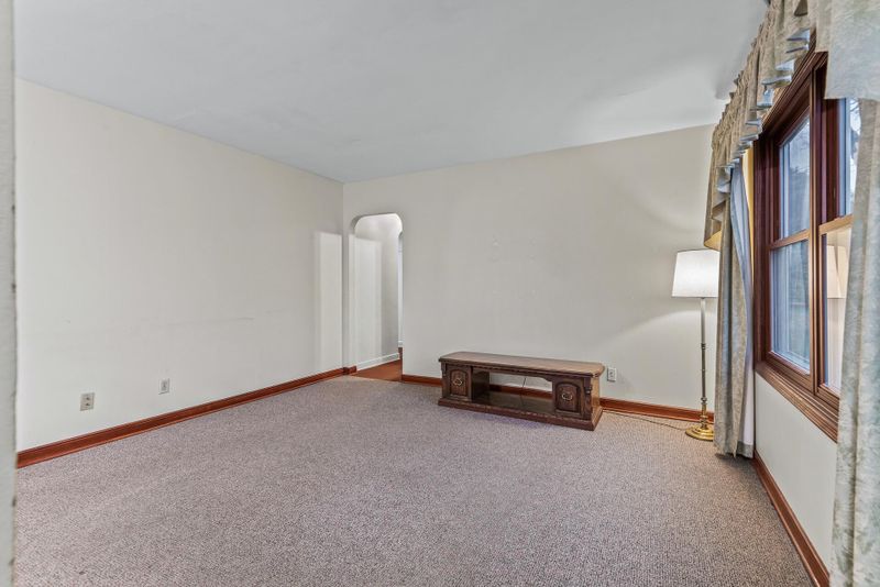 4041 Douglas Dr N, Crystal, MN 55422