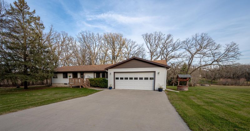 1850 60th Ave SE, Rochester, MN 55904