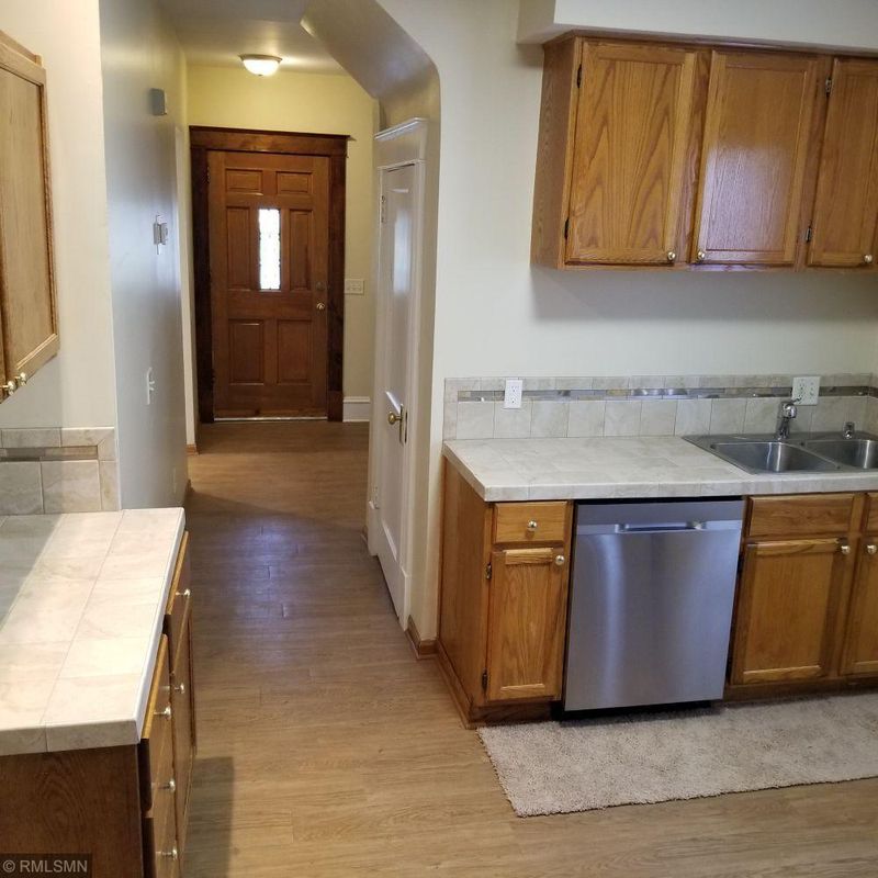 1410 Newton Ave N, Minneapolis, MN 55411
