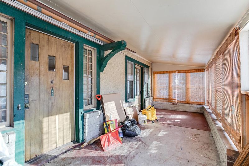 420 E 37th St, Minneapolis, MN 55409