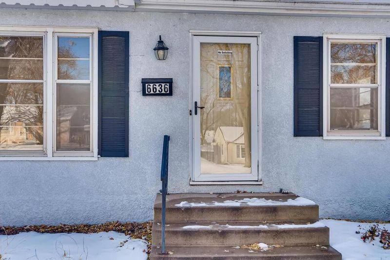 6636 Thomas Ave S, Richfield, MN 55423