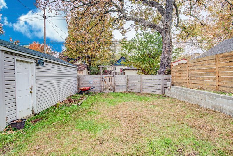 4852 Clinton Ave, Minneapolis, MN 55419