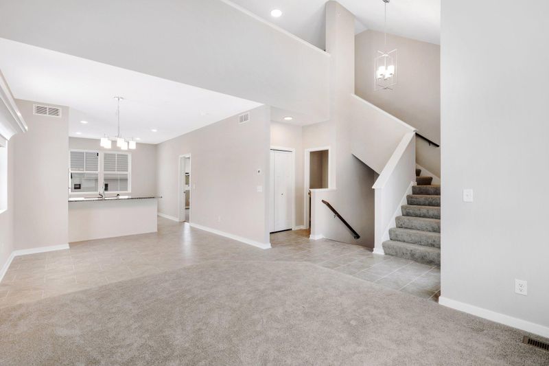 2665 New Century Blvd, Maplewood, MN 55119