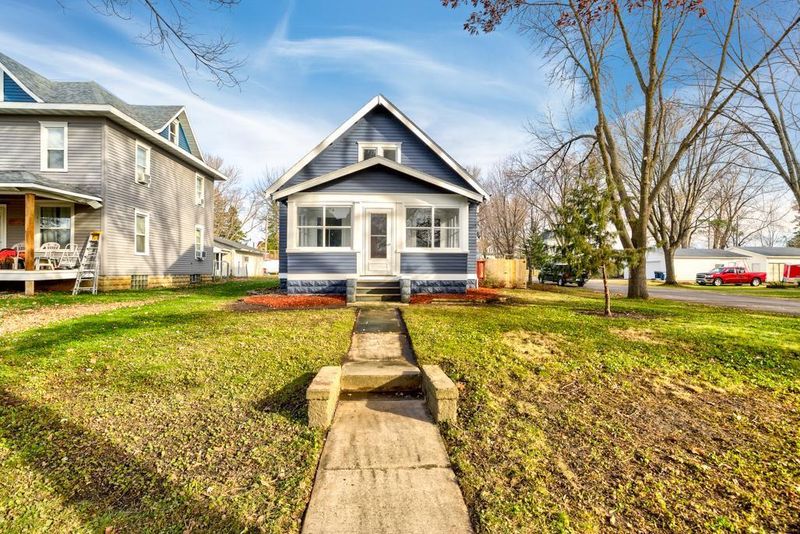 37554 2nd Ave, Dennison, MN 55018