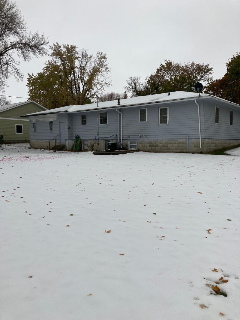 440 Mill St, Currie, MN 56123