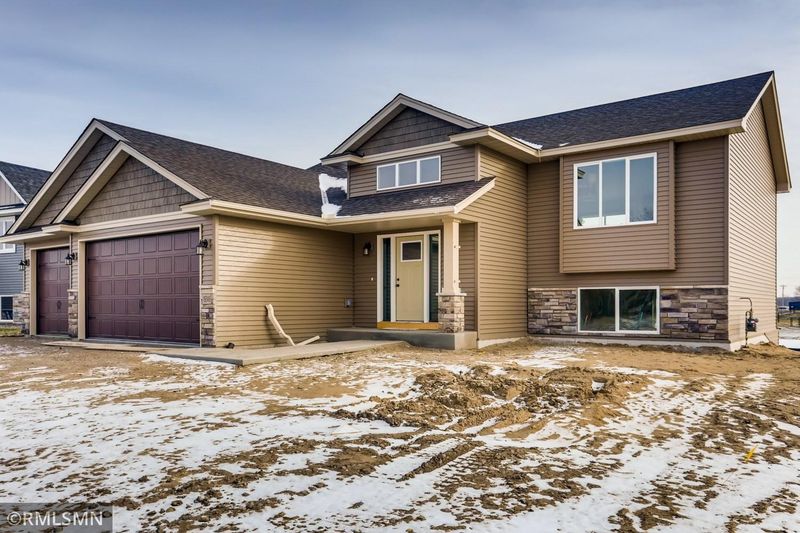 19349 Able St NE, East Bethel, MN 55011