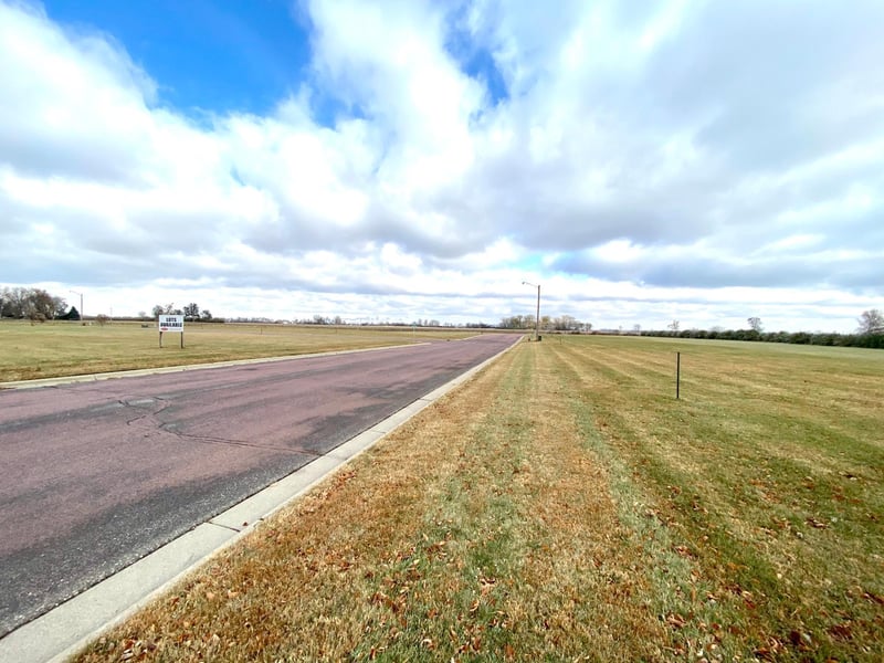 Lot 2 Fourth St, Heron Lake, MN 56137