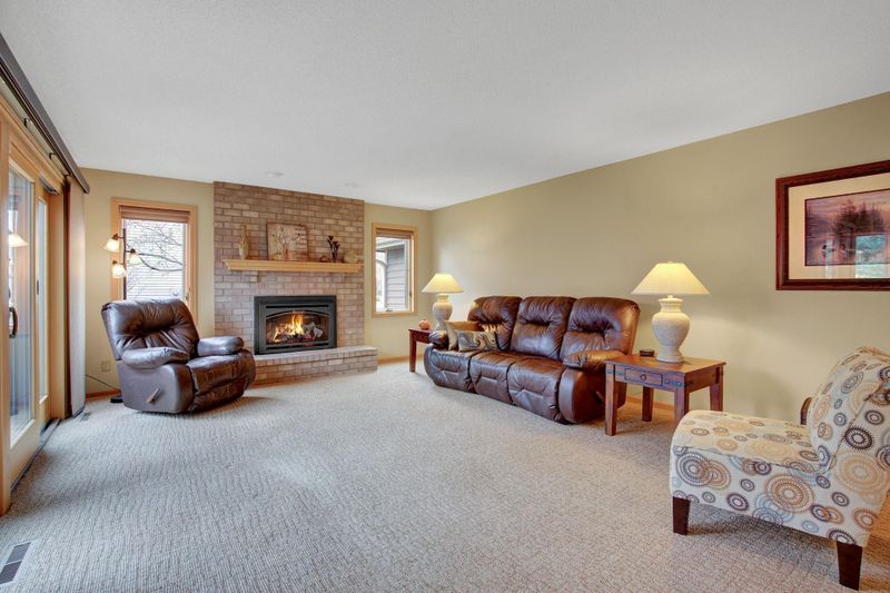 6238 Fernbrook Ln N, Maple Grove, MN 55311